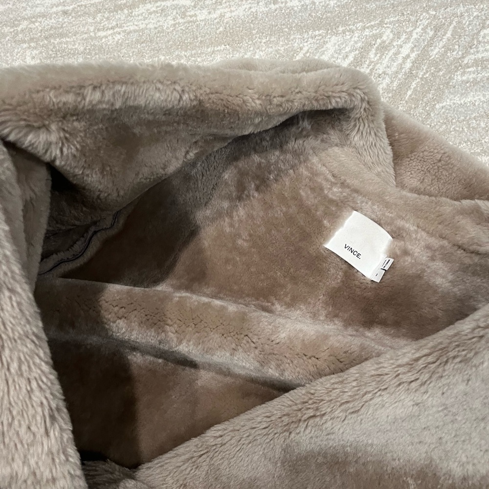Vince Shearling Coat size M - Picture 4 of 14